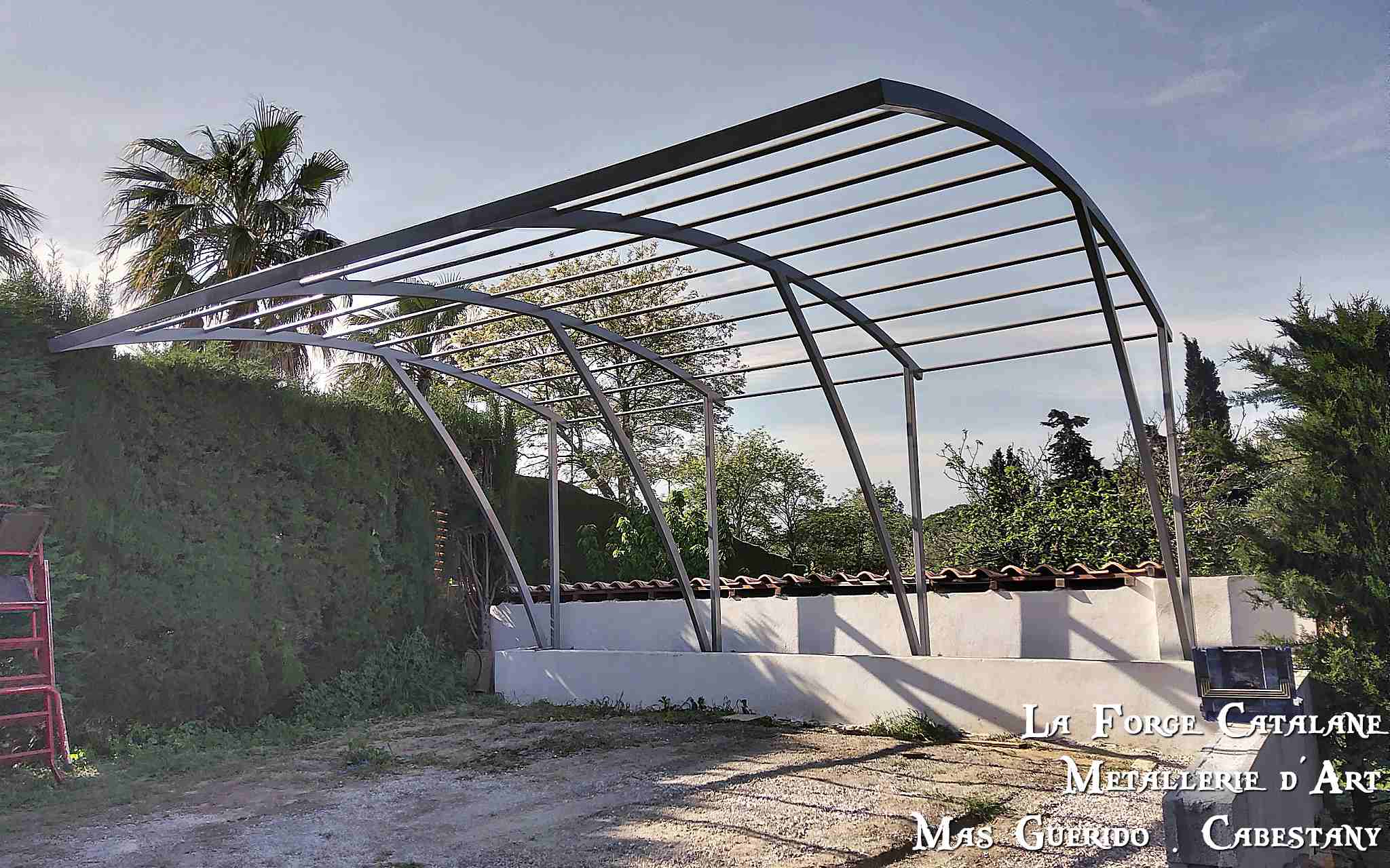 carport cintre forge catalane.jpg